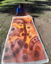 Load image into Gallery viewer, "Minyma Malilu" by Teresa Baker Tunkin - view 6, 198cm x 106cm - Aboriginal art