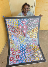 Load image into Gallery viewer, &quot;Awelye&quot; Karen Bird Ngale 140cm x 92cm
