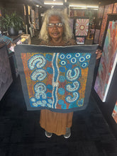 Load image into Gallery viewer, Artist Photo Teresa Punami 
