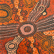 Load image into Gallery viewer, Close-up detail of Minma Malilu showing precise desert dot painting by Clarise Tunkin
