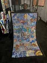 Load image into Gallery viewer, Janet Golder Kngwarreye Artist Photo Art by Farquhar
