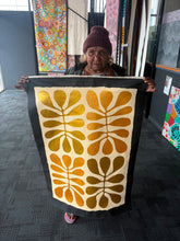 Load image into Gallery viewer, "Acacia Leaves (Watiya Tjuta)" Debra Nangala McDonald 96cm x 62cm
