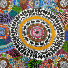 Load image into Gallery viewer, Close-up of goanna egg pigments in Debra Nangala McDonald&#39;s &#39;Women&#39;s Body Paint&#39; artwork - traditional Papunya Central Desert ceremonial material
